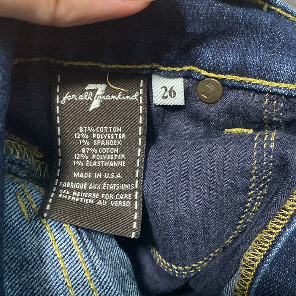 7 For all Mankind Jean shorts - Picture 3 of 3